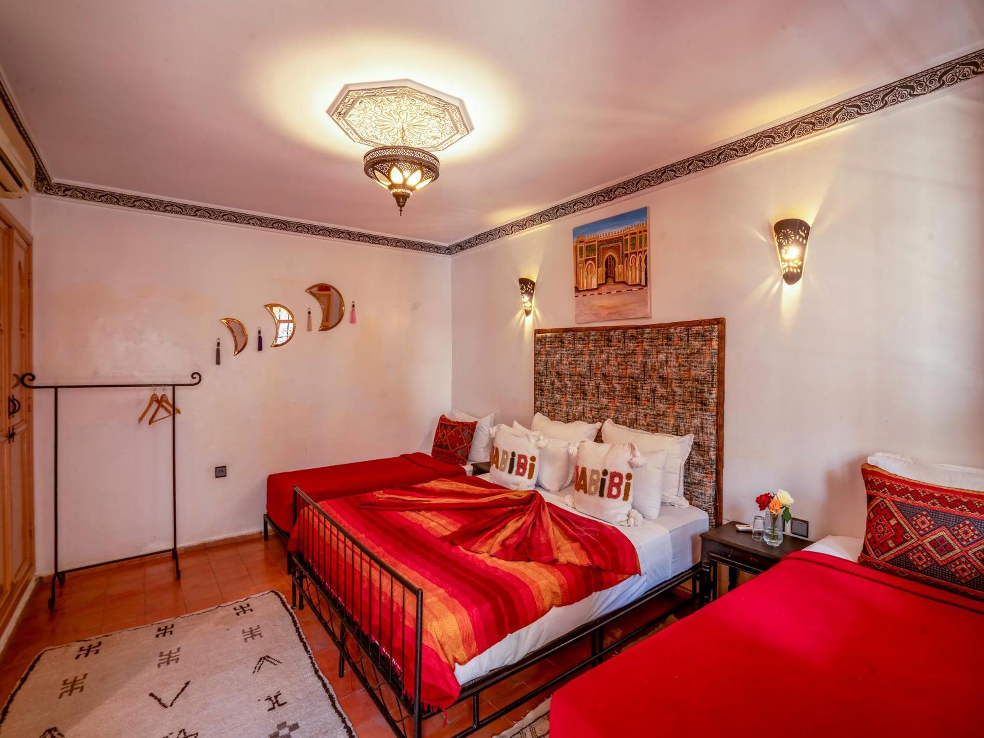 Riad Dar Ennakhla Marrakesh Exteriör bild