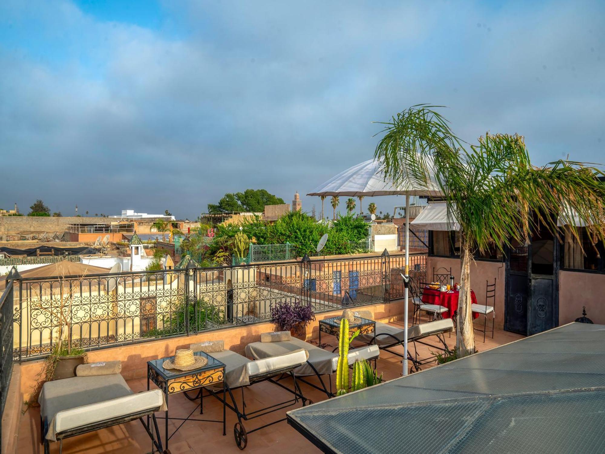 Riad Dar Ennakhla Marrakesh Exteriör bild