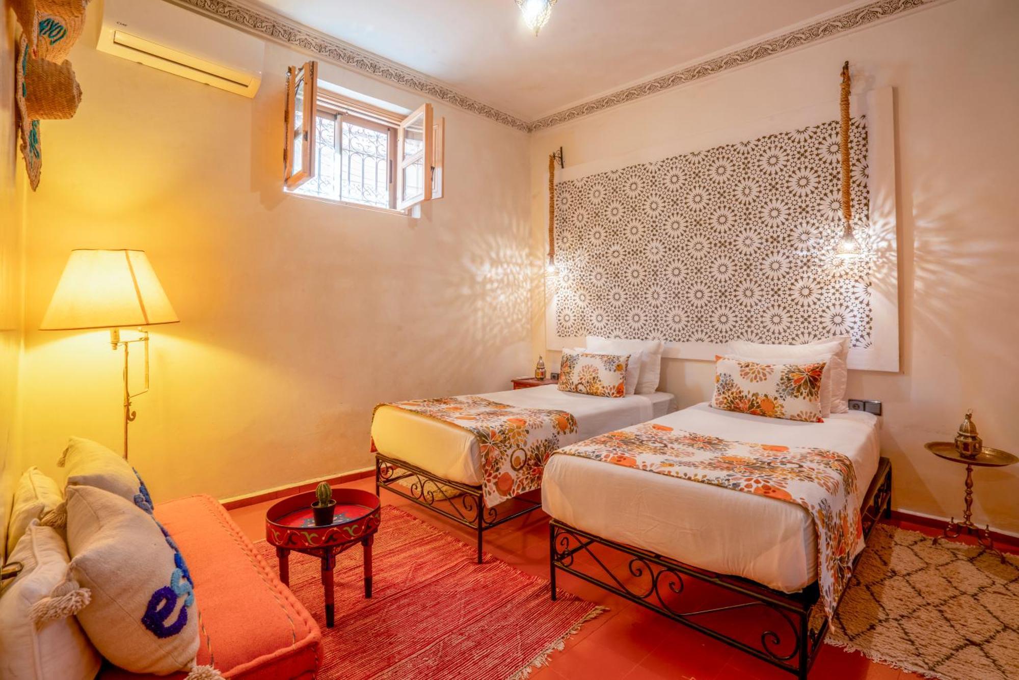 Riad Dar Ennakhla Marrakesh Exteriör bild